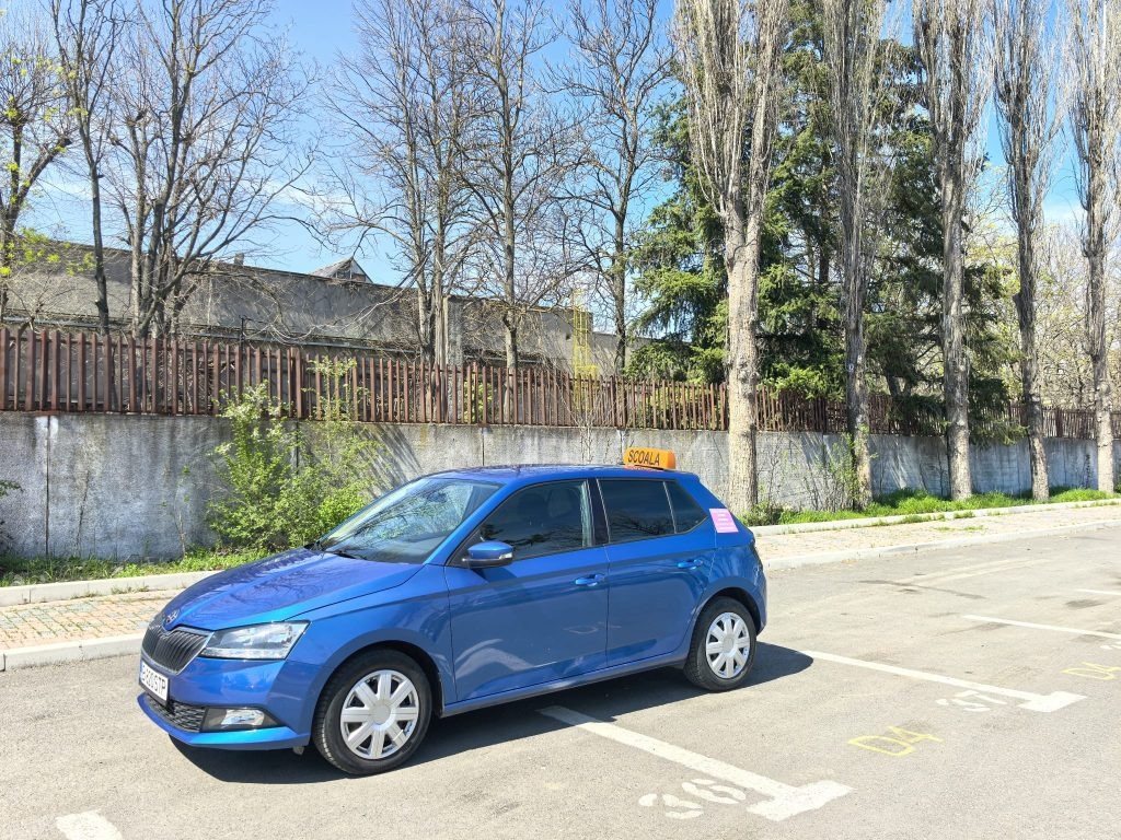 Cum iti organizez bugetul pentru a putea plati scoala de soferi?